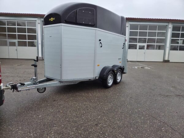 Remolque Humbur Xanthos 2700