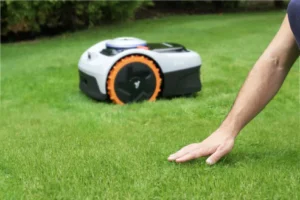 Robot Cortacésped sin cables perimetrales Segway Navimow Serie i 105E