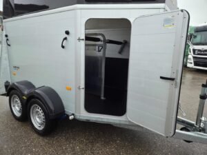 Remolque Humbur Xanthos 2700
