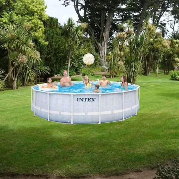 Piscina redonda con diseño de espiga de 4,88 x 1,22 m.