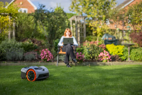 6-6 Robot Cortacésped sin cables perimetrales Segway Navimow Serie i 105E