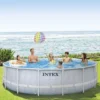 Piscina redonda con diseño de espiga de 4,88 x 1,22 m.