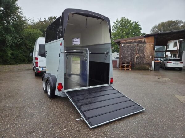Remolque Humbur Xanthos 2700